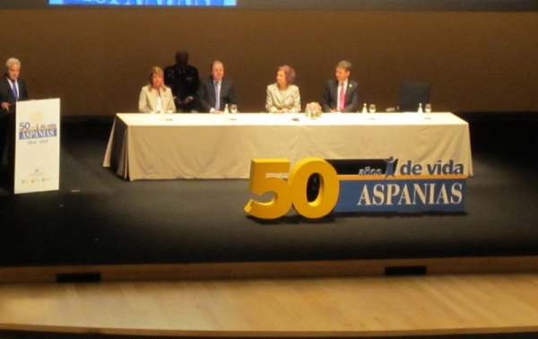 S.M. La Reina Doña Sofía ha presidido el 50 Aniversario de Aspanias.